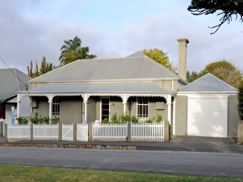 11 Cuthbert Street, Albany, WA 6330