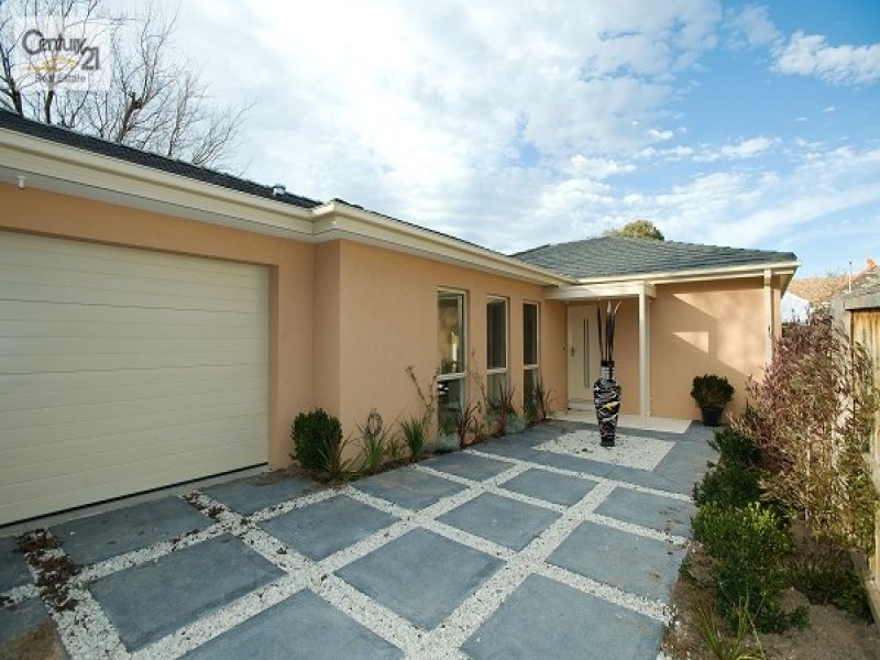 2/96 Eskdale Road, Caulfield North, VIC 3161