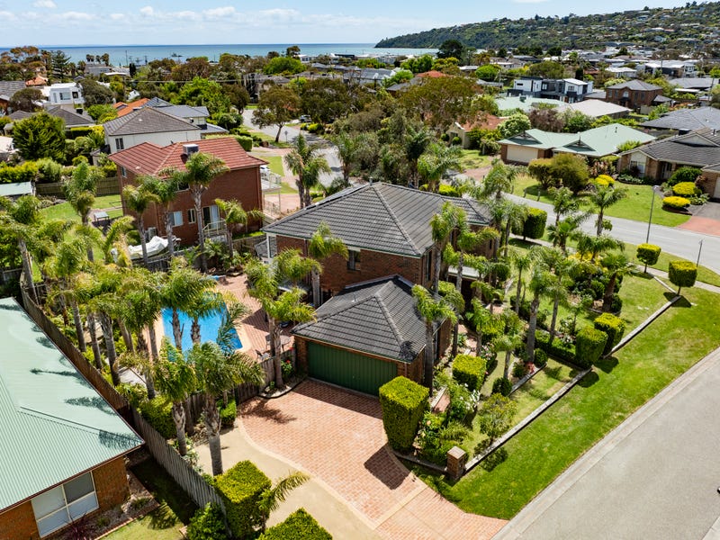 38 Victoria Street, Safety Beach, Vic 3936 House for Sale