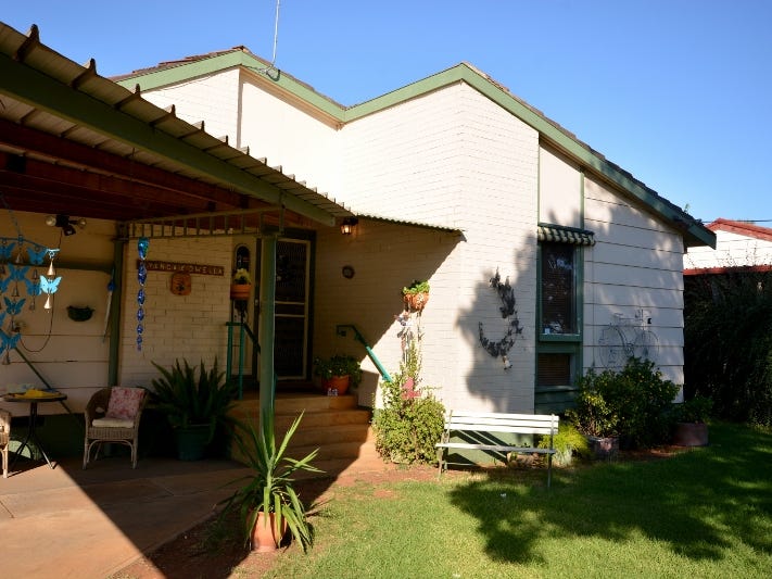 38 Willandra Avenue, Griffith, NSW 2680