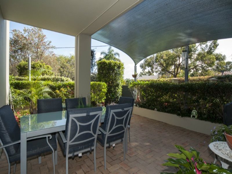 1/25 Chester Terrace, Southport, Qld 4215 Property Details