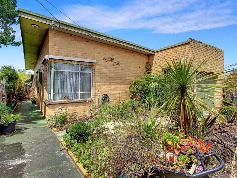 77 Ninth Avenue, Rosebud, Vic 3939 Property Details
