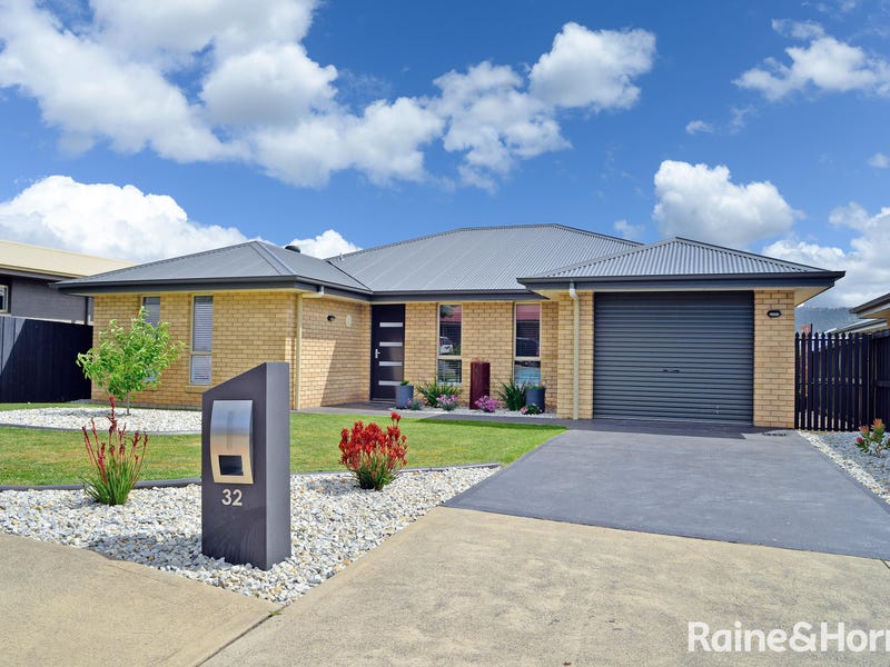 32 Glebe Hill Road, Howrah, TAS 7018