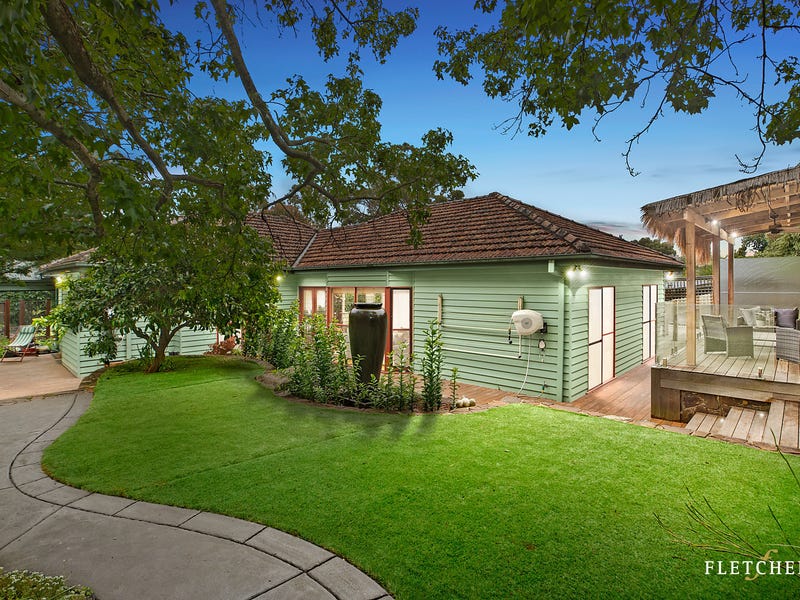 858 Mt Dandenong Road, Montrose, Vic 3765 Property Details