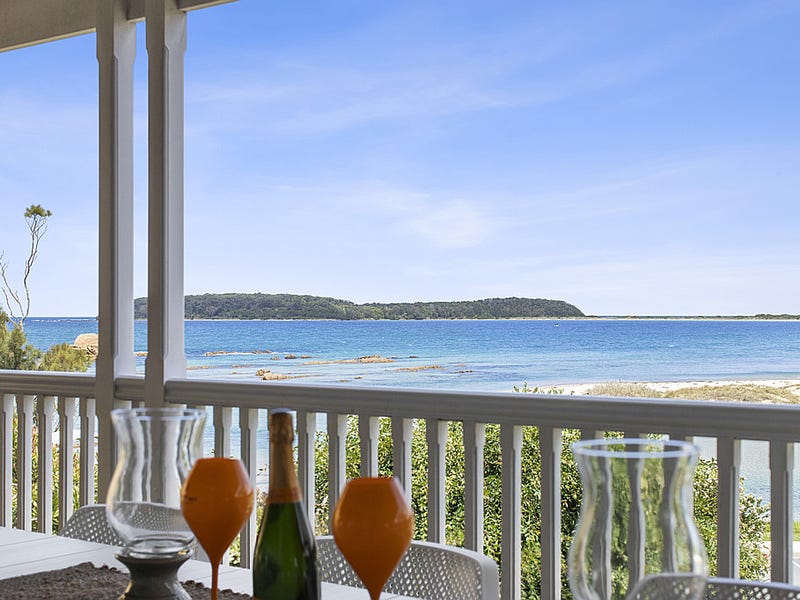 105 Parade, Mossy Point, NSW 2537