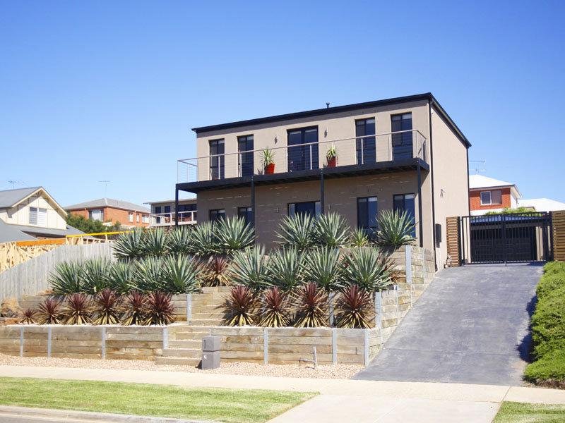 61 Leigh Road, Highton, Vic 3216 Property Details