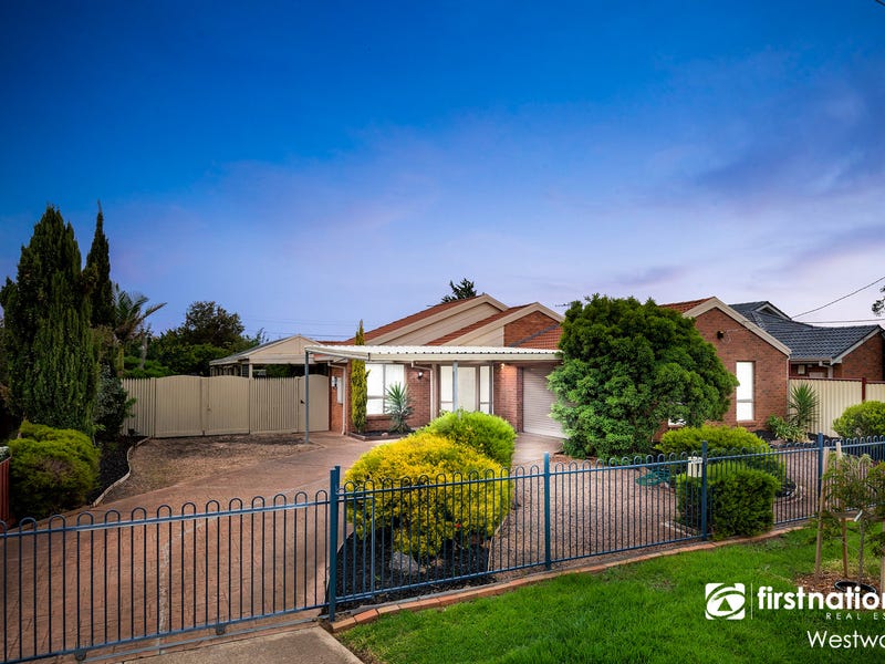 34 Mirambeek Road, Hoppers Crossing, Vic 3029 House for Sale