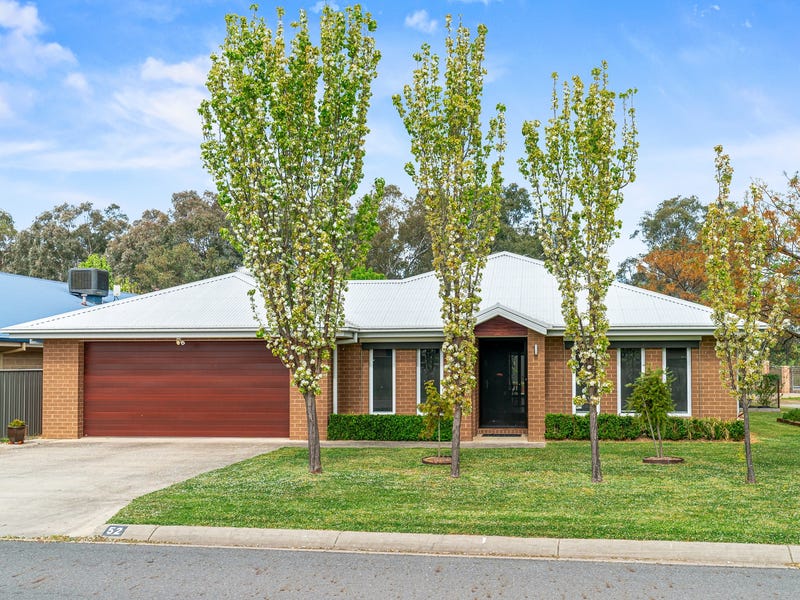 52 Oxford Drive, Thurgoona, NSW 2640 Property Details