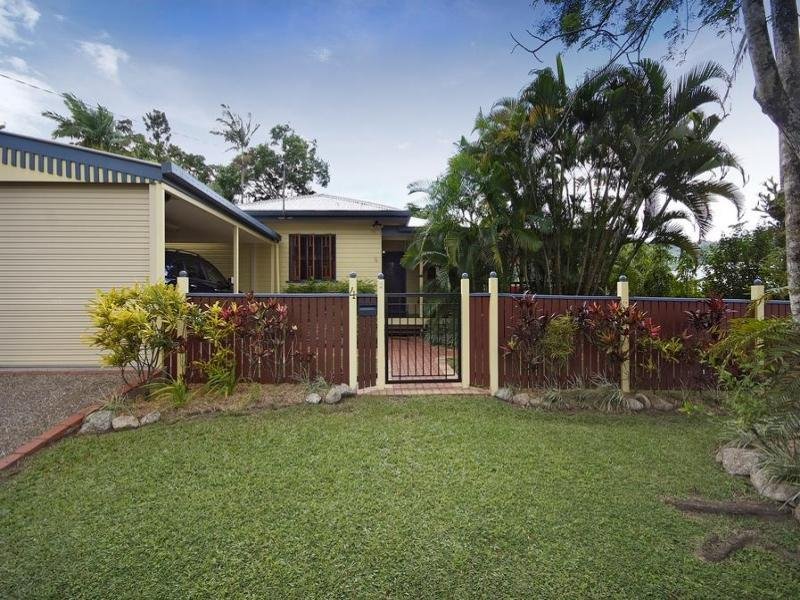 4 Hodel Street, Whitfield, Qld 4870 Property Details