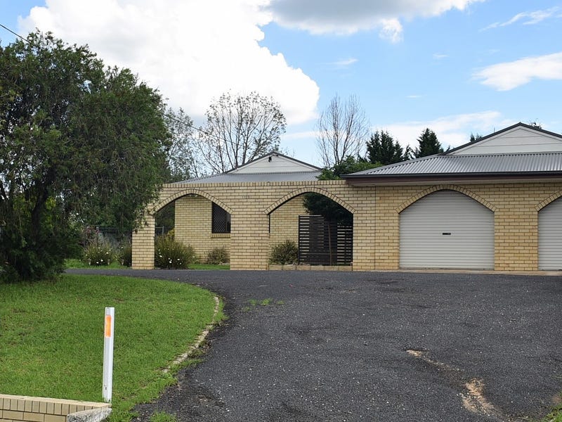 121123 Oliver Street, Glen Innes, NSW 2370 House for Sale