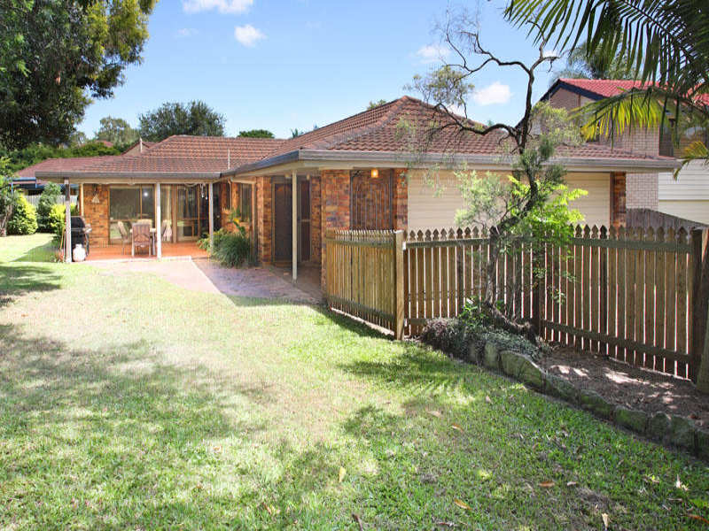 16 Ben Lomond Street, Aspley, Qld 4034 Property Details