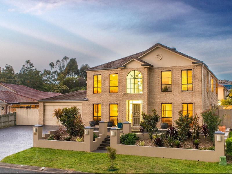 21 Windermere Cres, Carindale, QLD 4152