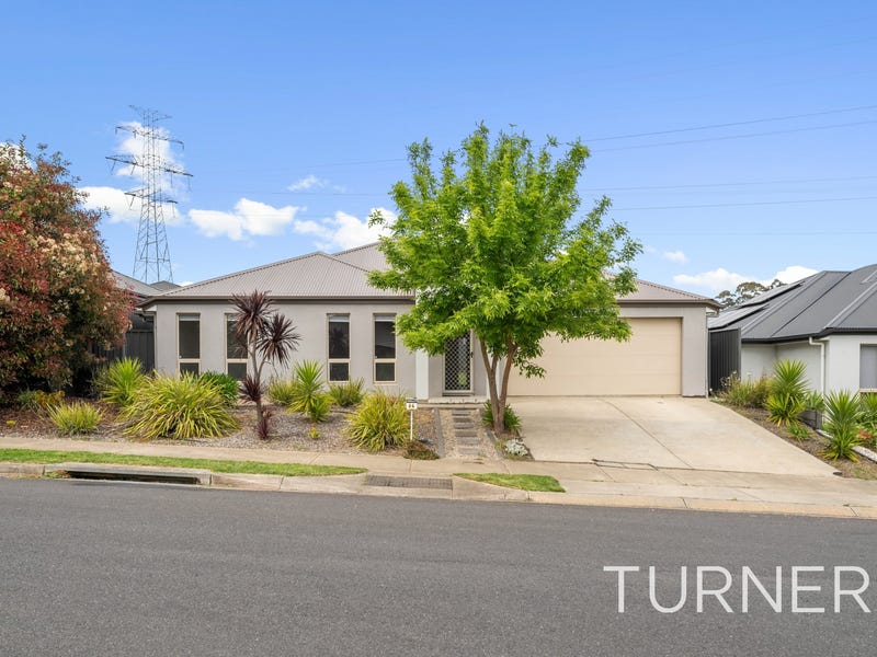 64 Bluestone Drive Mount Barker SA 5251 realestate .au