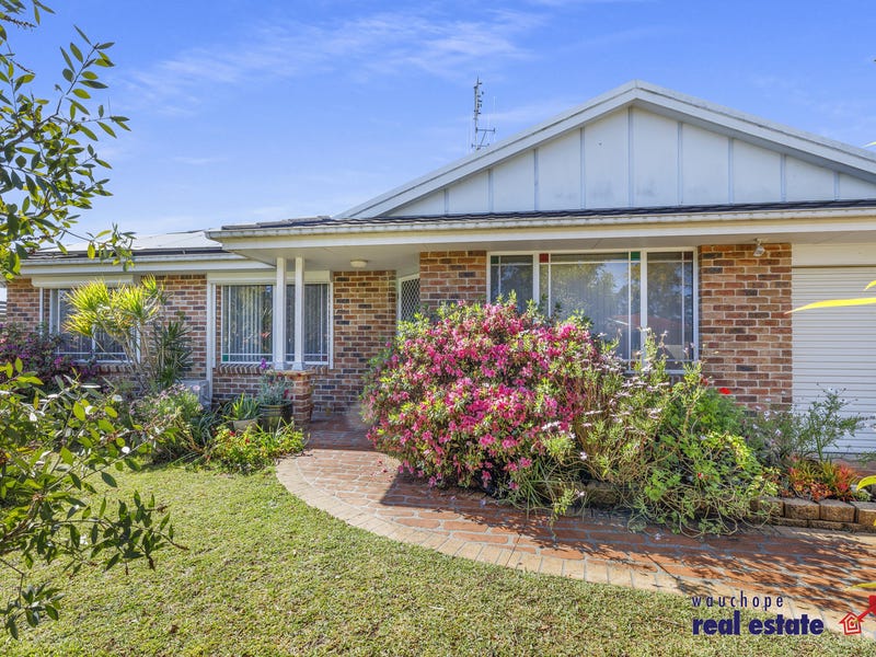 21 Timbertown Crescent, Wauchope, NSW 2446 Property Details