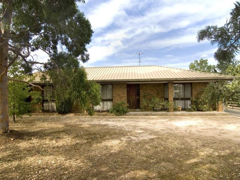 76 Ironstone Road, Epsom, Vic 3551 Property Details