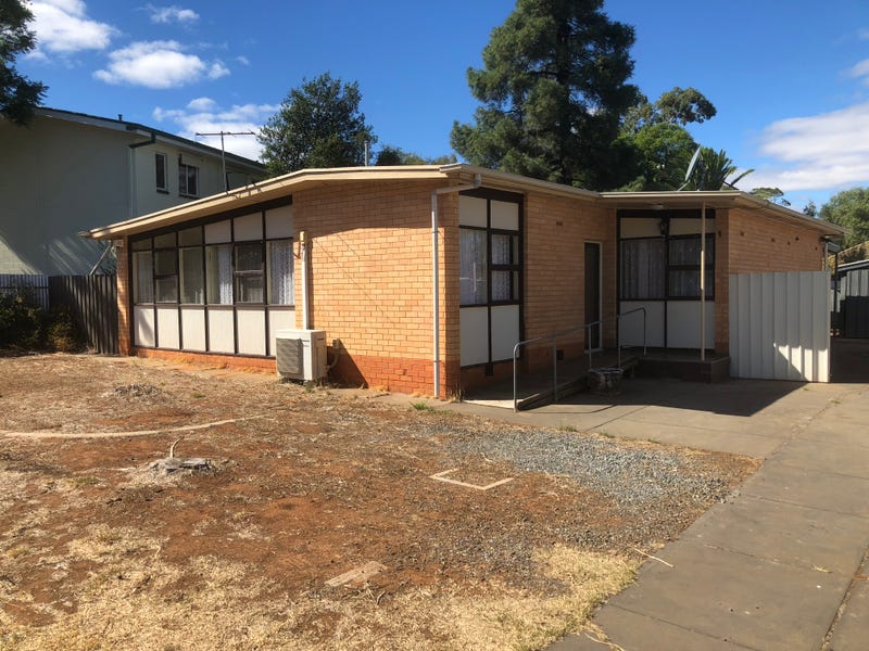 12 Yorktown Road, Elizabeth East, SA