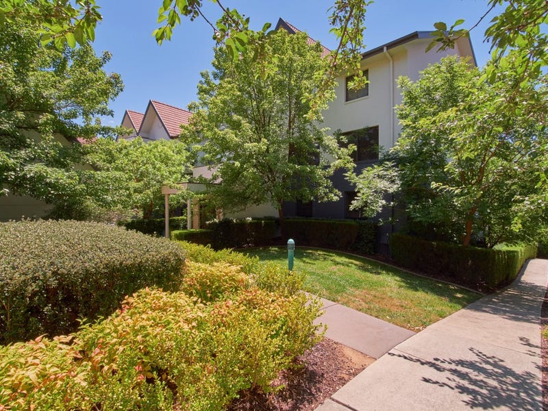 1/7 Eldridge Crescent, Garran, ACT 2605 Property Details