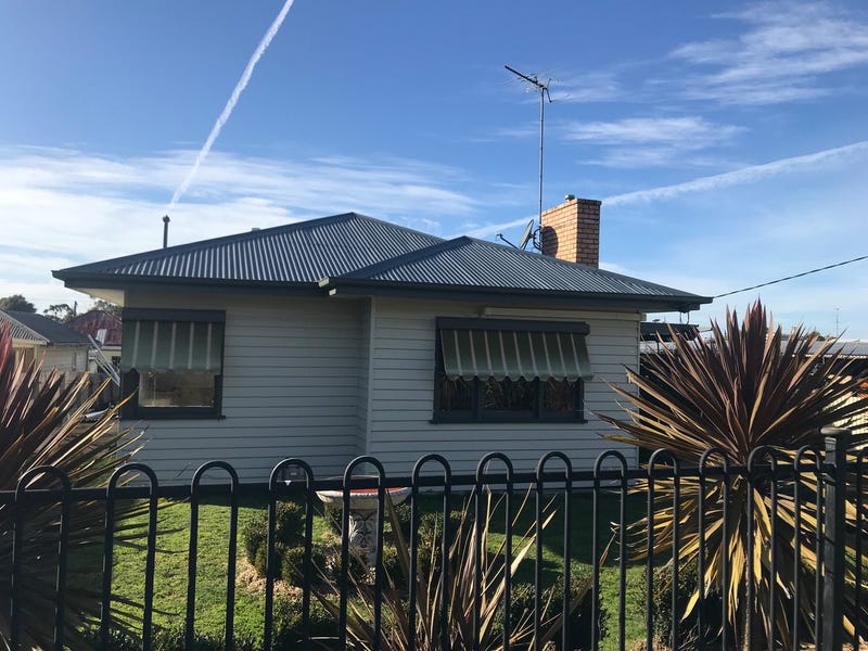 18 Clarence Street, Hamilton, VIC 3300