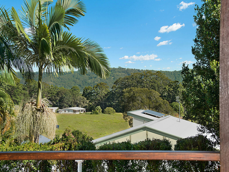 8 McKays Lane, Palmwoods, Qld 4555 Property Details
