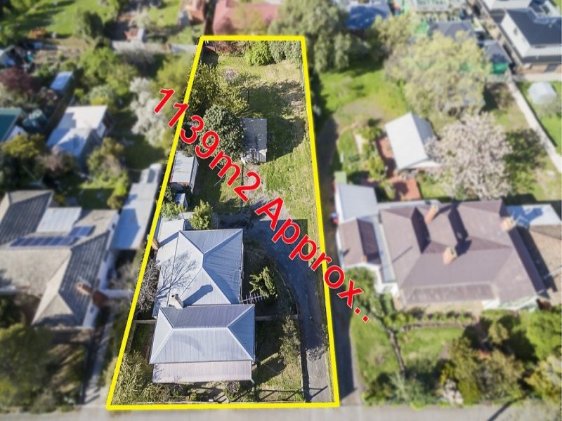 38 Wade Street, Golden Square, VIC 3555