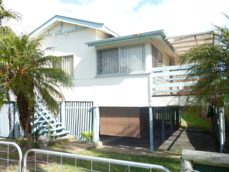 15 Churchill Street, Urangan, Qld 4655 Property Details