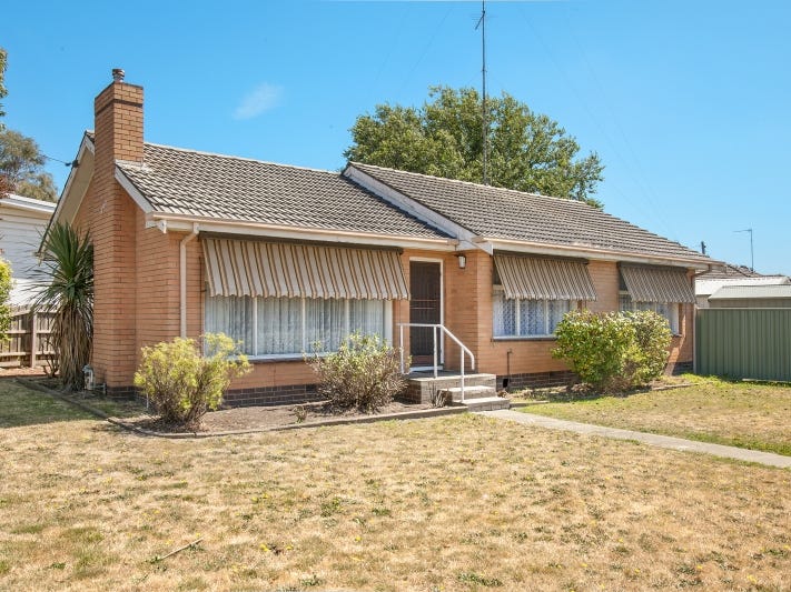 1000 Norman Street, Wendouree, Vic 3355 Property Details