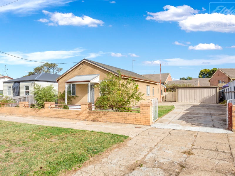16 Street, Queanbeyan, NSW 2620