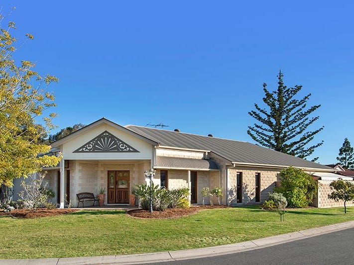 3 HOLLAND PLACE, Carindale, Qld 4152 Property Details