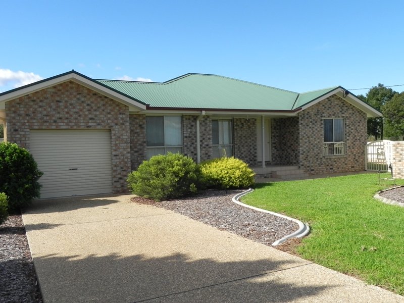 45 Yarran Street, Hanwood, NSW 2680 Property Details