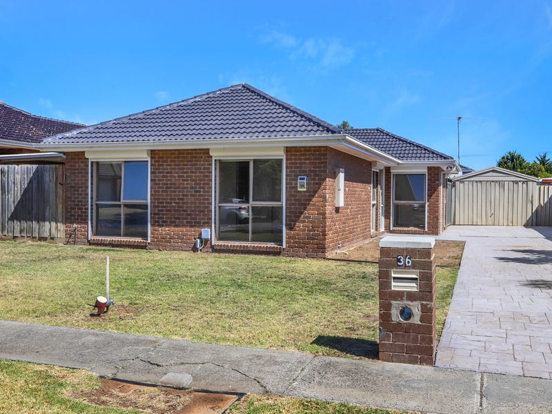 36 Dunvegan Drive, Kurunjang, VIC 3337