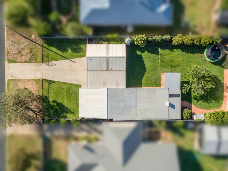 42 44 Barry Street, Echuca, Vic 3564 Property Details