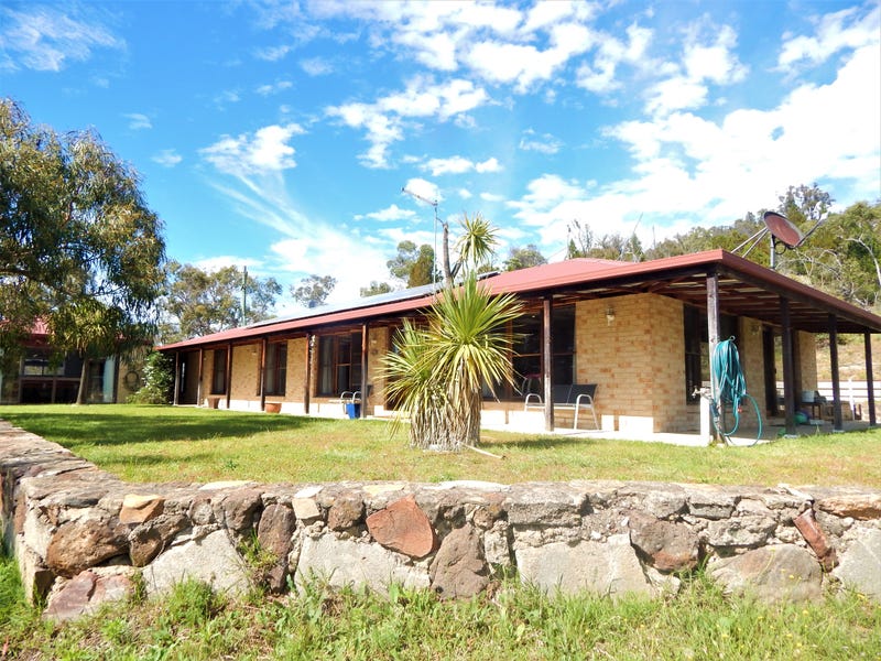 42 Glen Road, Cooma, NSW 2630 Property Details