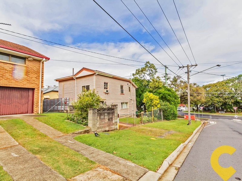 8 Rainbow Street, Sandgate, QLD 4017