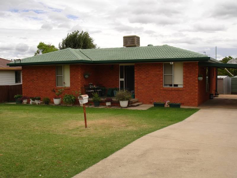 12 Milburn Road, Tamworth, NSW 2340 Property Details