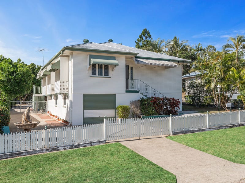 10 Mcmahon Street, Bundamba, QLD 4304