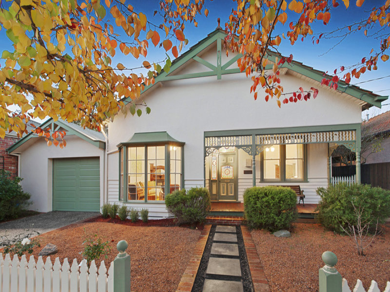 4 McPherson Avenue, Carnegie, Vic 3163 Property Details