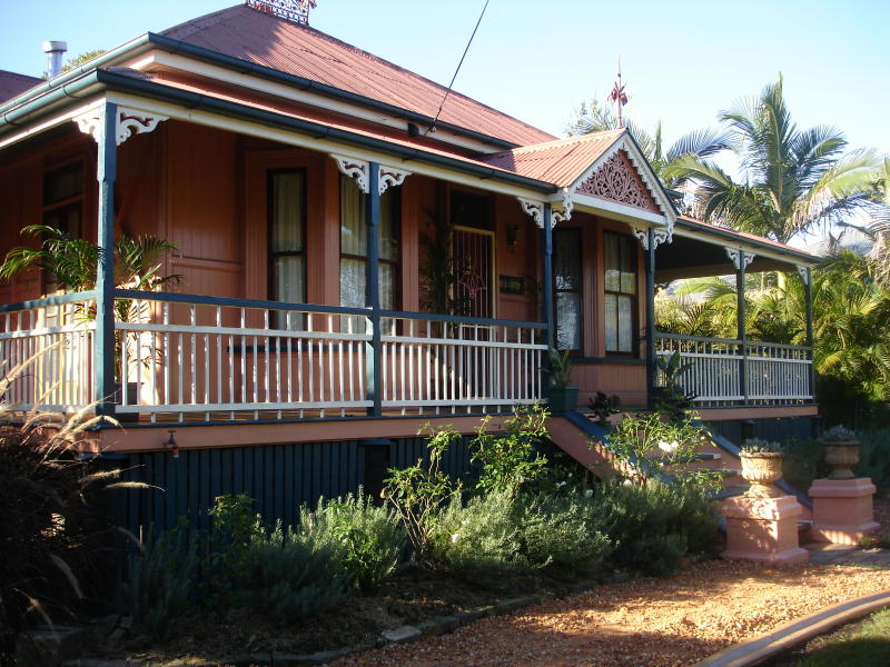 15 PARK STREET, Ipswich, Qld 4305 Property Details