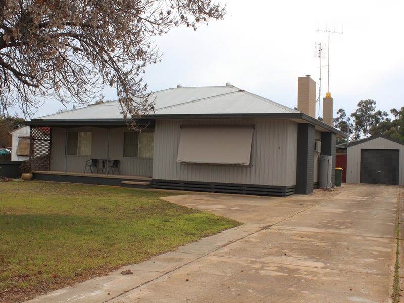 4 Barham Road, Wakool, NSW 2710 Property Details