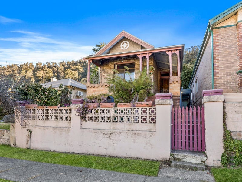 140 Macaulay Street, Lithgow, NSW 2790 Property Details