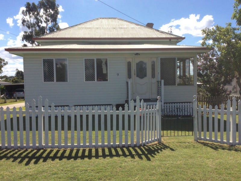 9 Wallace Street, Warwick, QLD 4370
