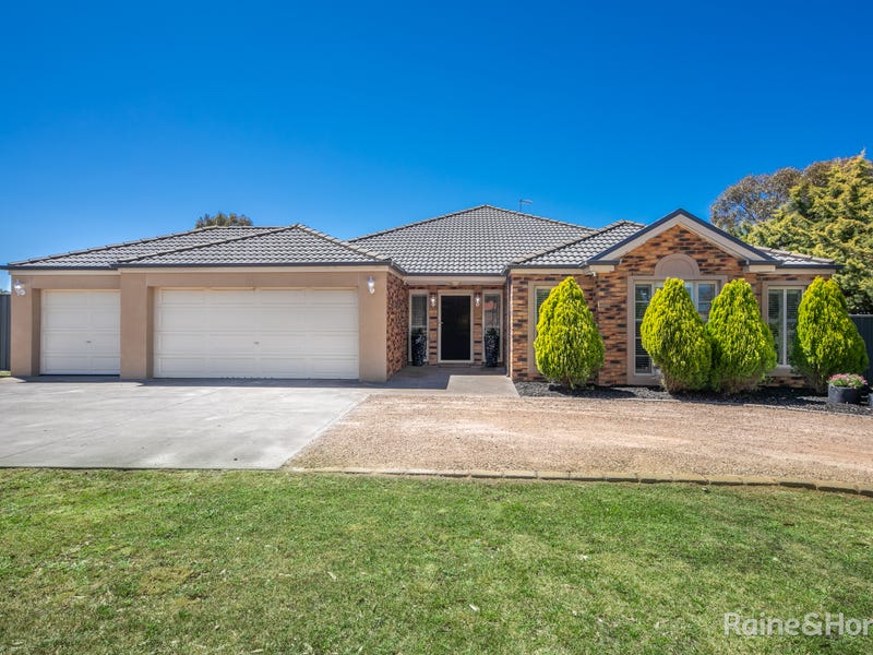 72 Highgrove drive, Sunbury, Vic 3429 Property Details