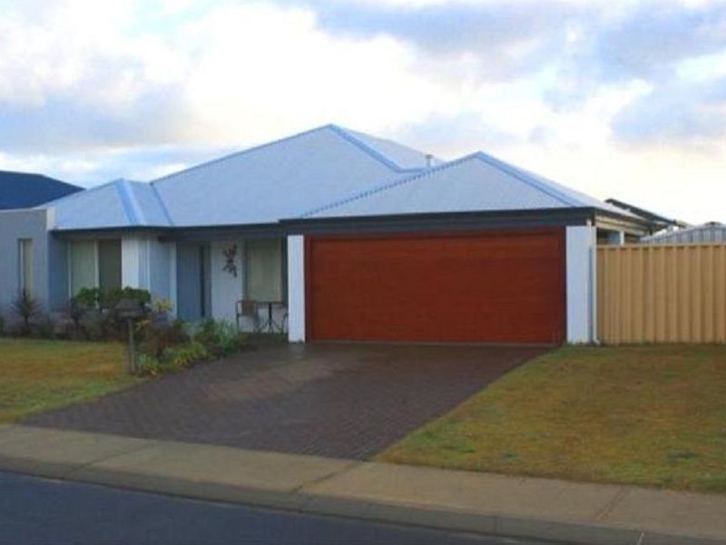 27 Robinhood Road, Dalyellup, WA 6230