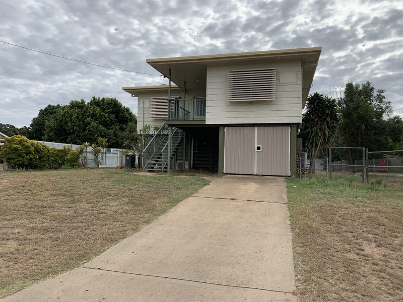25 Cuthbert Street, Moranbah, QLD 4744