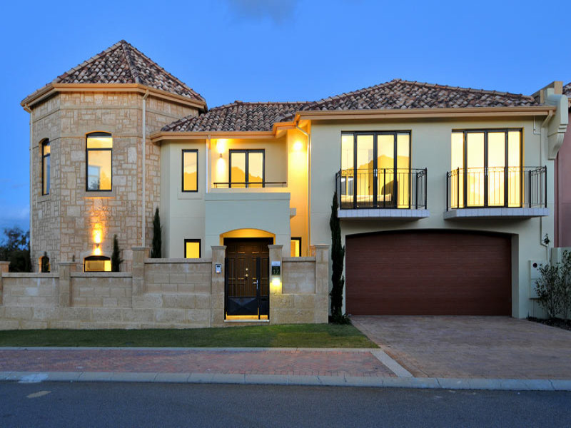 17/2 The Pass, Port Bouvard, Dawesville, WA 6211 Property Details