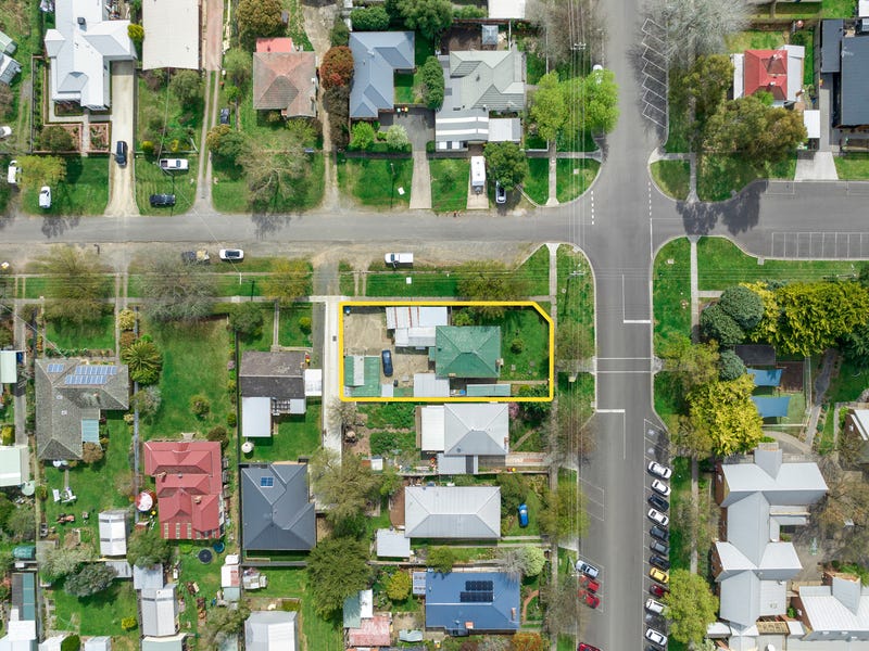 15 Duncan Street, Ballan, Vic 3342 House for Sale