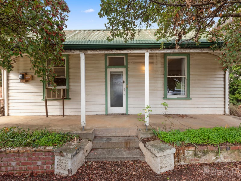 17 Marong Road, Ironbark, Vic 3550 Property Details