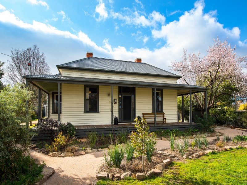 27 Brown Street, Castlemaine, Vic 3450 Property Details