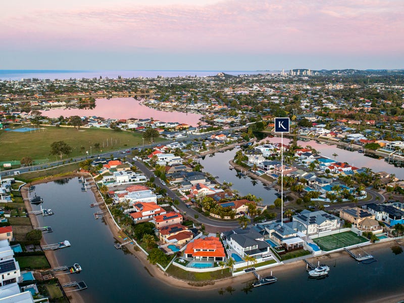 27 Cessnock Close, Mermaid Waters, QLD 4218