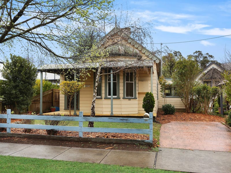 36 Bundaroo Street, Bowral, NSW 2576 Property Details