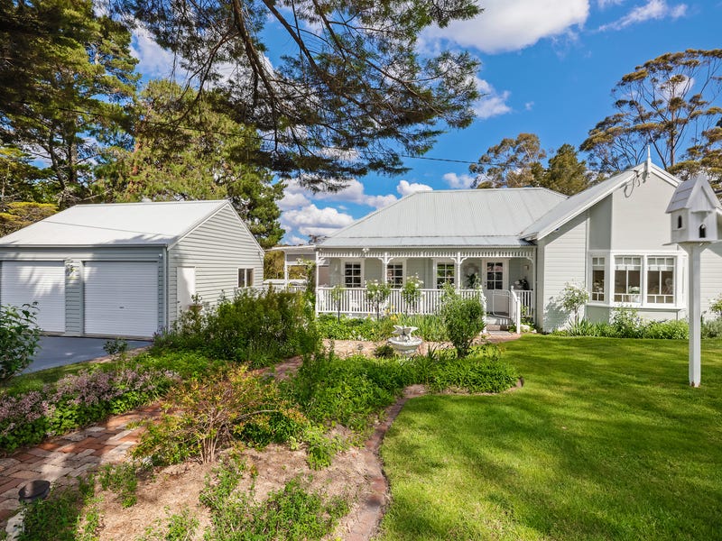 49 Clear View Parade, Hazelbrook, NSW 2779 Property Details